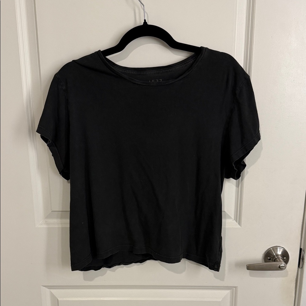 Ae77 black boxy crop top